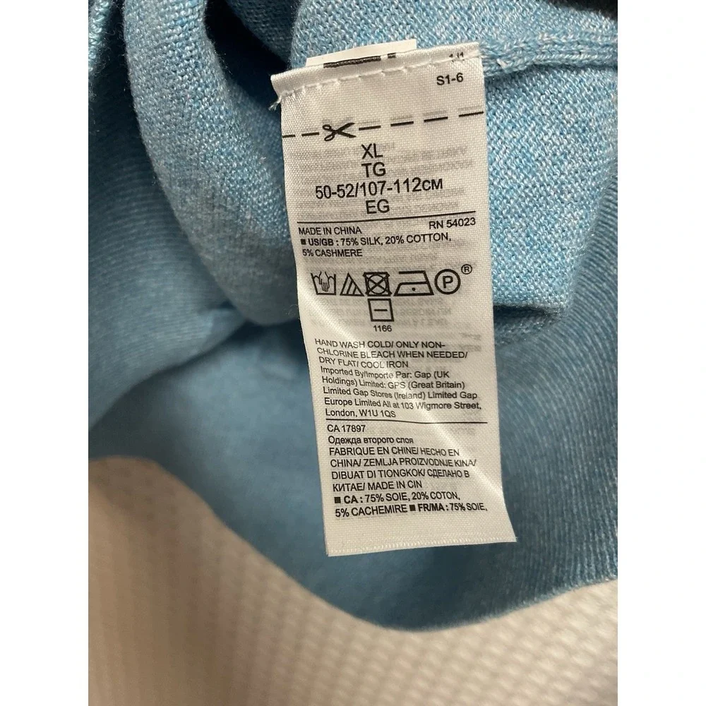 Banana Republic Sweater Men's XL Blue Silk Cotton Cashmere V Neck Soft NEW